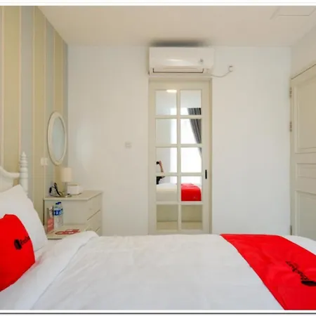 RedDoorz Plus @ Madukoro Raya Semarang-3